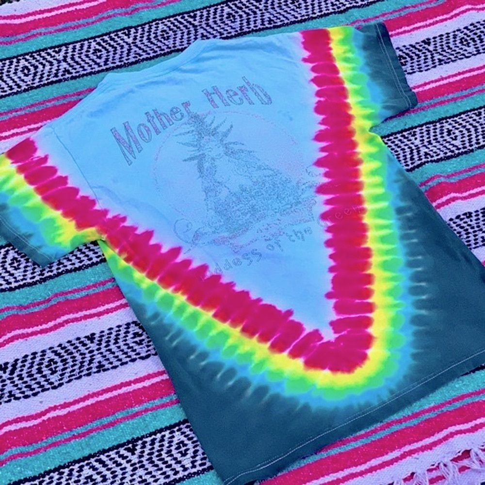 Vintage Spring Break 2003 Mother Herb Goddess of the Green Tye‎ Dye Shirt 🌈🪴☮️